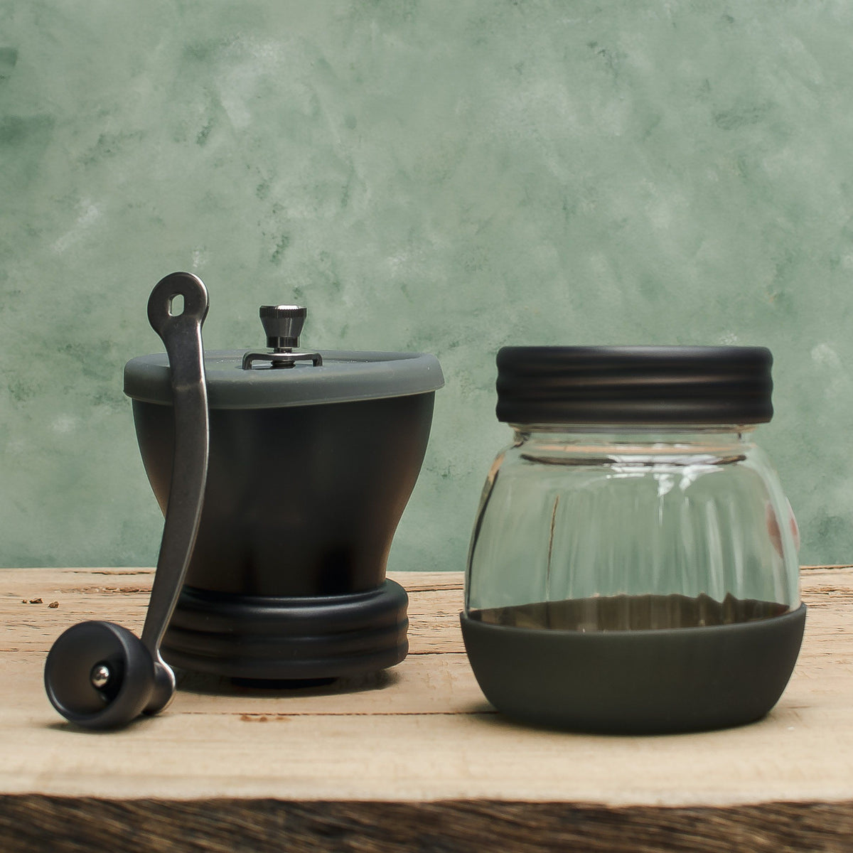 Hario Skerton Coffea Coffee